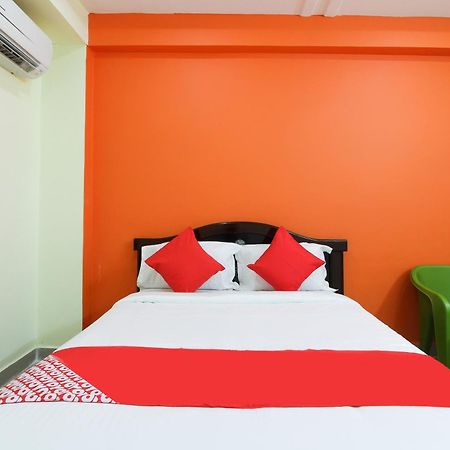 Hotel O S V Residency Lingampalli Bagian luar foto