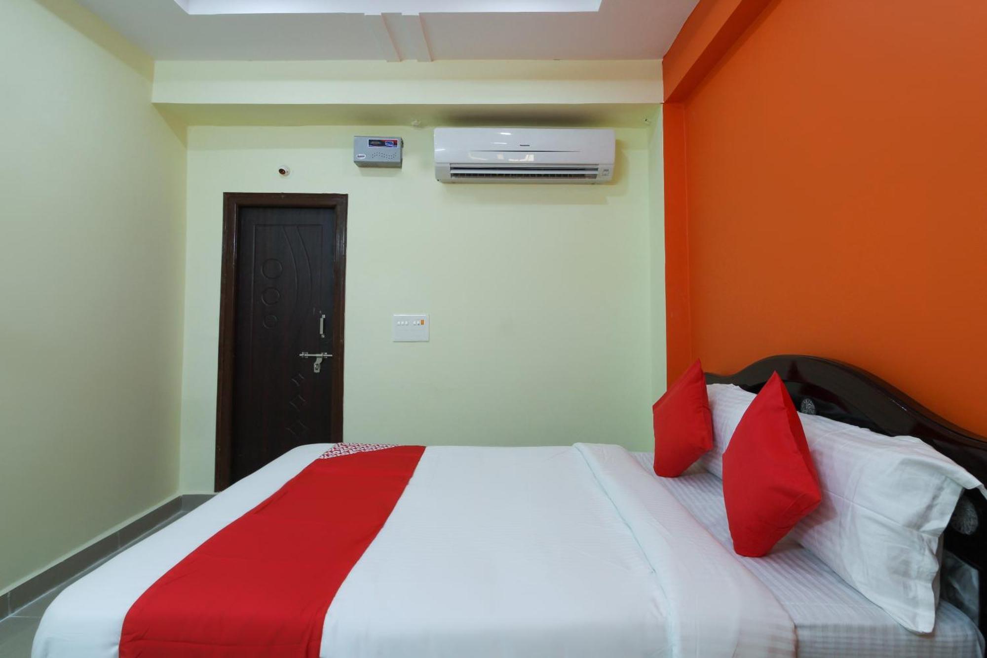 Hotel O S V Residency Lingampalli Bagian luar foto